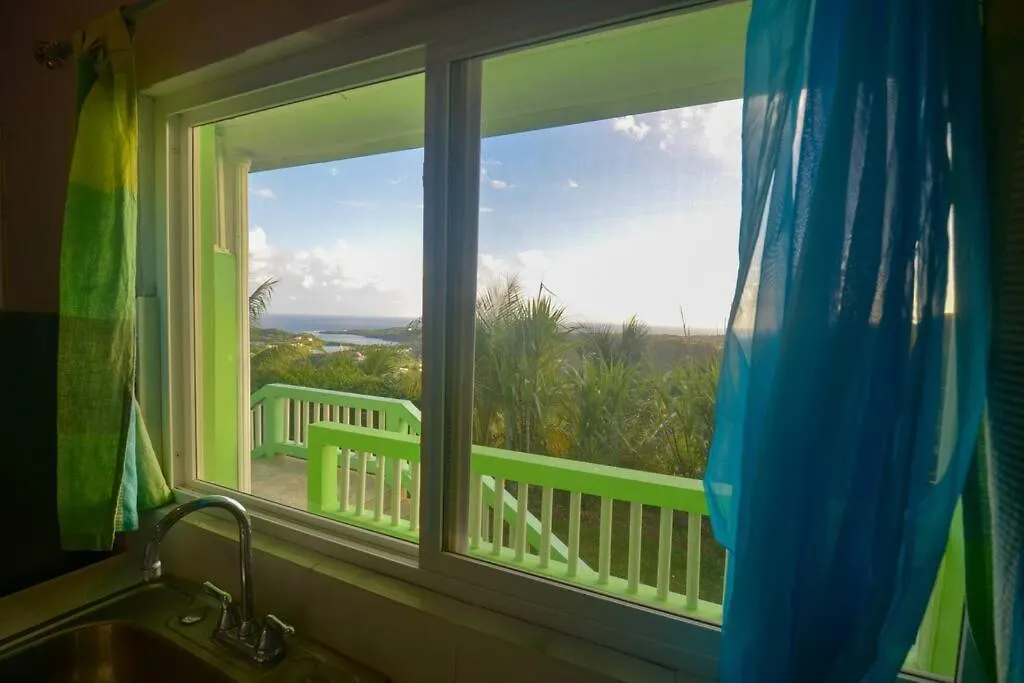 Spacious & Quiet Apt 2 Nested Point Old Westerhall Corbeau Town 0*,